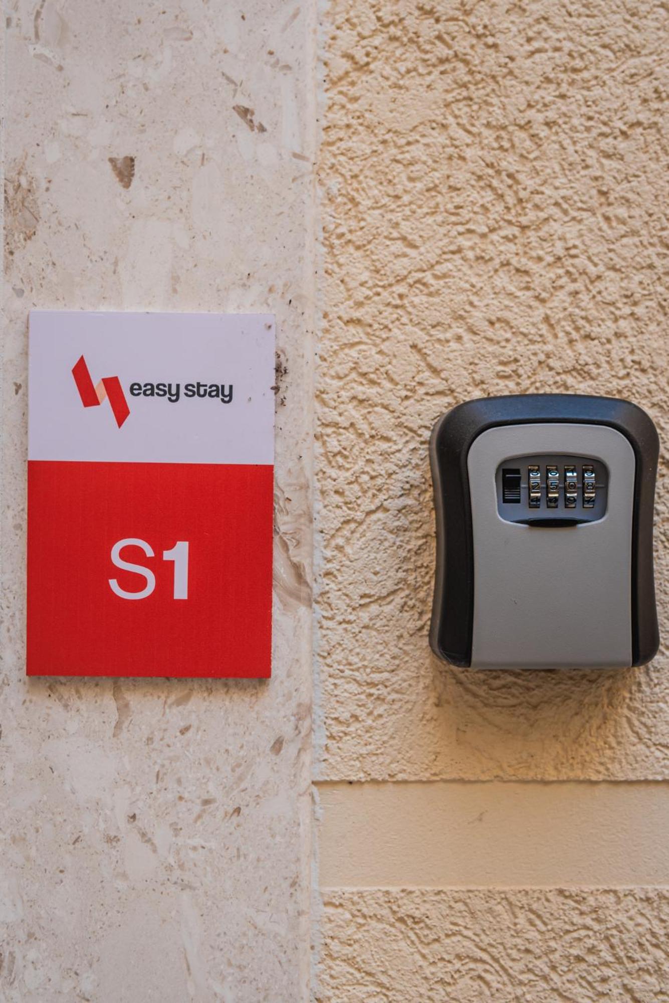 Easy Stay Residences Golem  Exterior foto