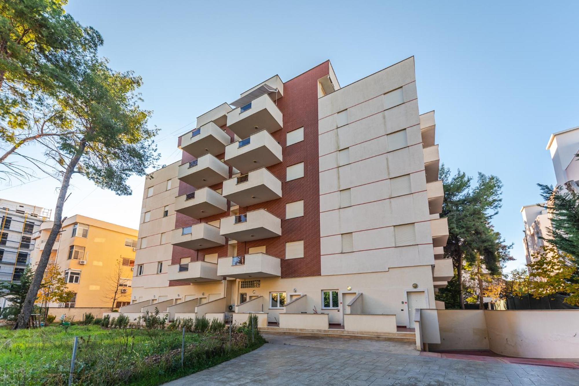 Easy Stay Residences Golem  Exterior foto